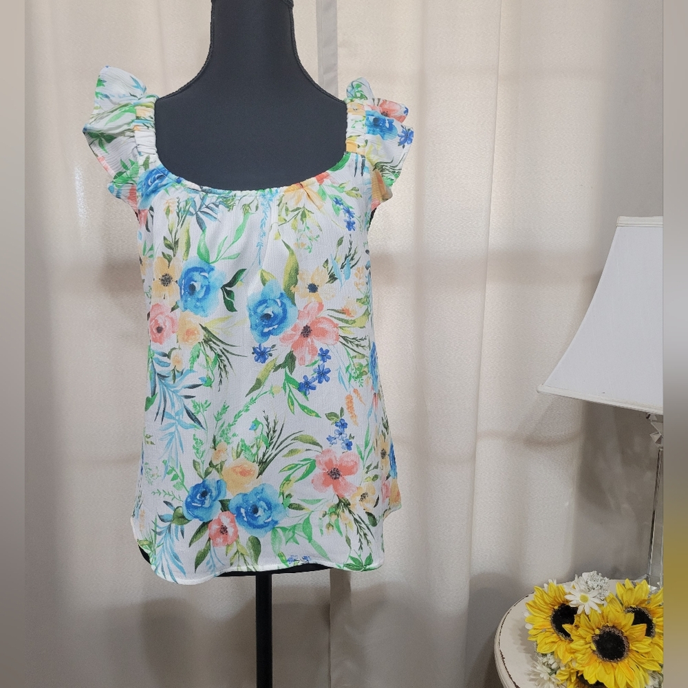 Blu Pepper Green and Blue Patterned Top